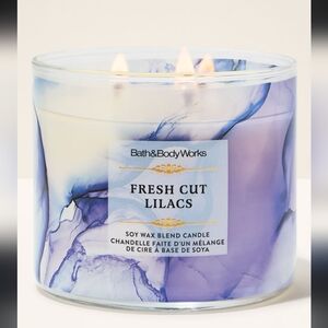 Bath & Body Works 3 Wick Fresh Cut Lilac NEW Sealed Unused